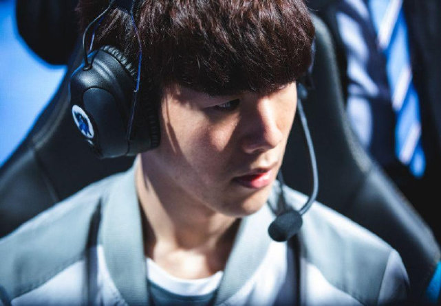 中场的标准 中场的标准