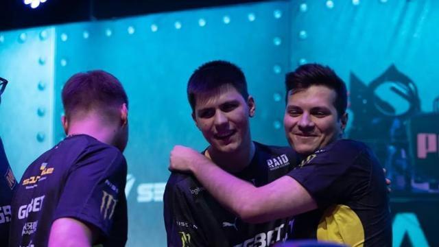 会否接受独 会否接受独